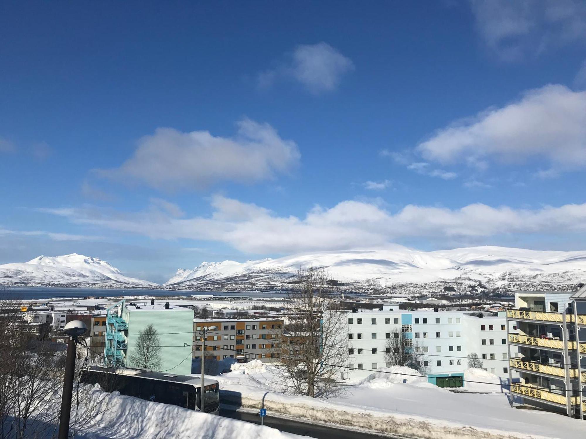 Your Home Away From Home, Apartment 1 Tromso Ngoại thất bức ảnh